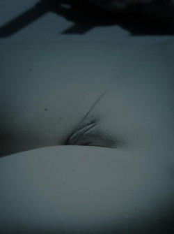 Fotografika Image Missy Jubilee Crescent Head The Future Sex Love Art Projekt Image Ref 10024 1