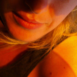 Fotografika Image Missy Jubilee Crescent Head The Future Sex Love Art Projekt Image Ref 11006