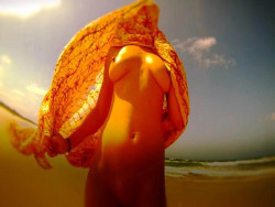 Fotografika Image Missy Jubilee Crescent Head The Future Sex Love Art Projekt Image Ref 11243