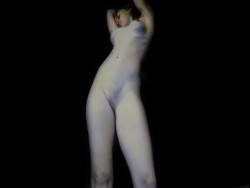 Fotografika Image Missy Jubilee Crescent Head The Future Sex Love Art Projekt Image Ref 11278