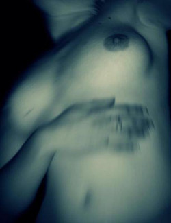 Fotografika Image Missy Jubilee Crescent Head The Future Sex Love Art Projekt Image Ref 11911