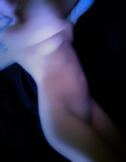 Fotografika Image Missy Jubilee Crescent Head The Future Sex Love Art Projekt Image Ref 12251