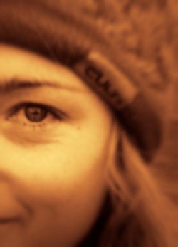 Fotografika Image Missy Jubilee Crescent Head The Future Sex Love Art Projekt Image Ref 12259
