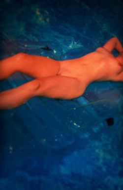 Fotografika Image Missy Jubilee Crescent Head The Future Sex Love Art Projekt Image Ref 12783