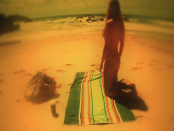 Fotografika Image Missy Jubilee Crescent Head The Future Sex Love Art Projekt Image Ref 12984
